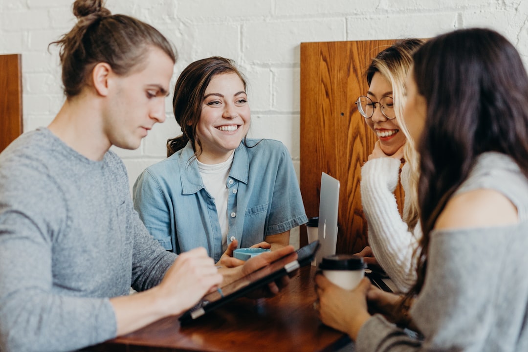 Illustration: A group of friends at a coffee shop
